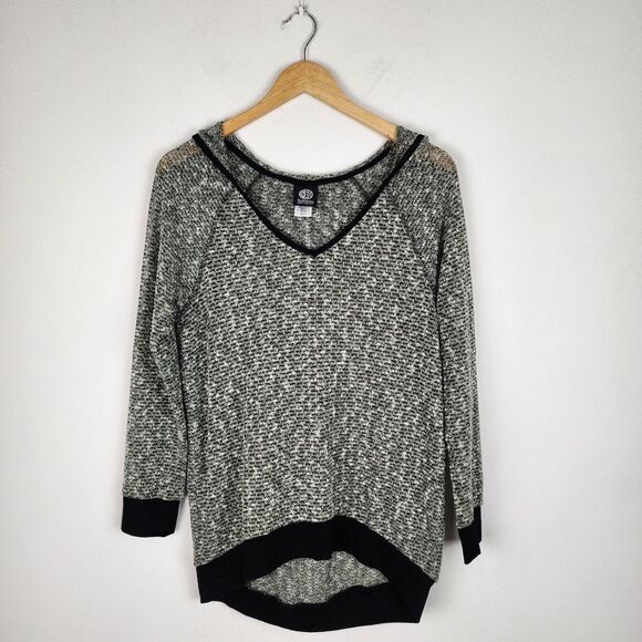 Bobeau Knit Hooded Sweater Sage Green Black Trim Semi-sheer Size M - Picture 3 of 16